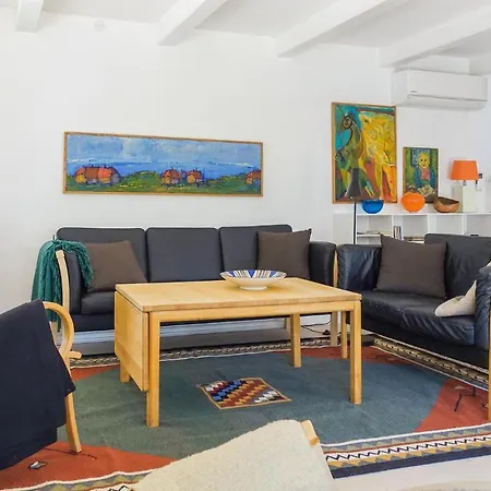 In Nex With 2 Bedrooms And Wifi * 内克瑟